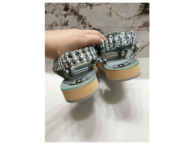 Sandali Chanel in Tweed Verde con Fibbia con Strass - vista 7