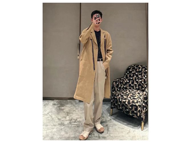 Fendi Camel Wool Oversized Coat Multiple colors - view 8