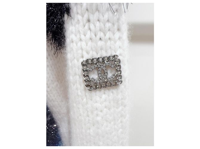 Chanel 21K Strickjacke aus Kaschmir Schneeflocken Muster Mehrfarben - Ansicht 4