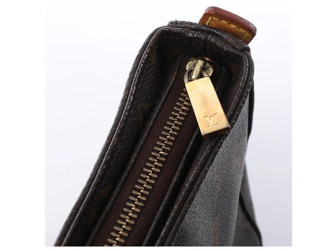 Borsa a tracolla Louis Vuitton Looping MM Monogram Canvas in marrone M51146 Beige - vista 11