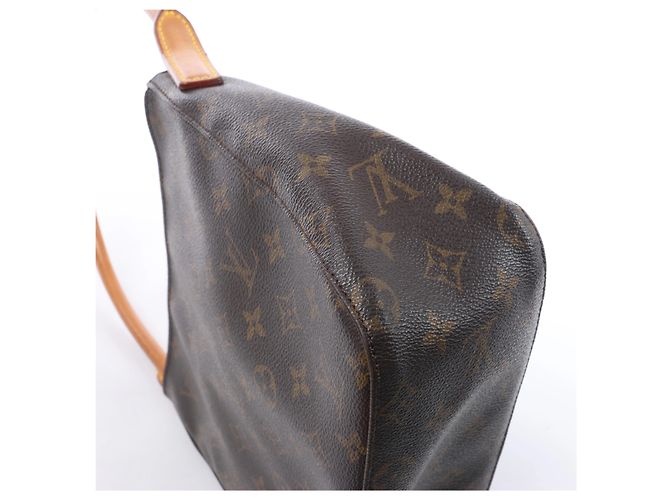 Borsa a tracolla Louis Vuitton Looping MM Monogram Canvas in marrone M51146 Beige - vista 8