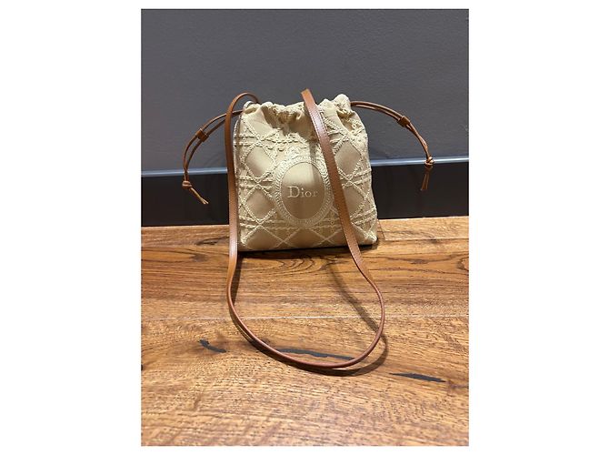 Borsa Dior Dioriviera Blooming Mini Bucket Bag Beige Cannage - vista 2