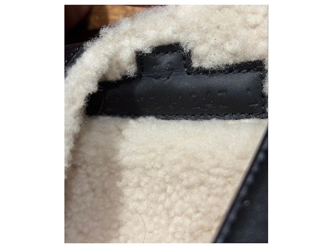 Hermès Sandali Chypre in shearling Nero Bianco - vista 4