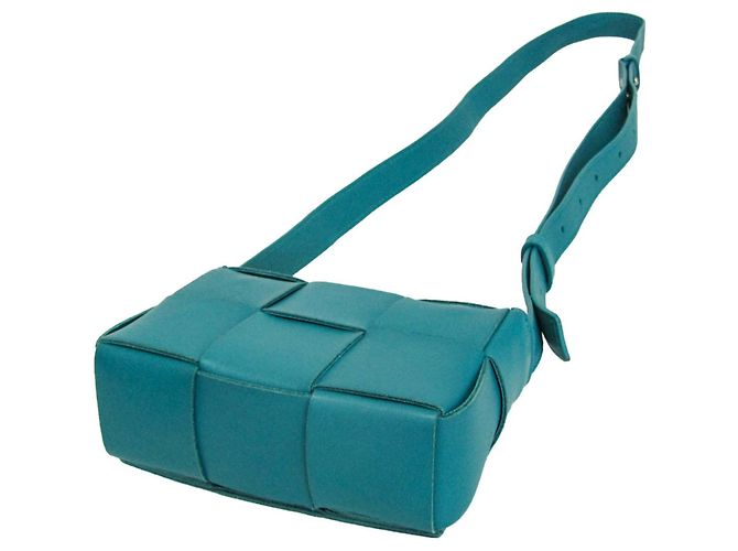 Bottega Veneta Cassette Maxi Intrecciato Leather Candy Blu - vista 2