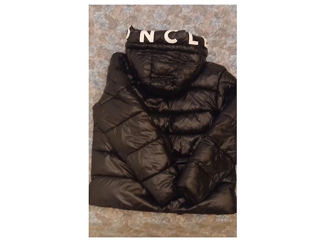 Piumino Moncler MONT.CLA con Cappuccio Logato Nero - vista 2