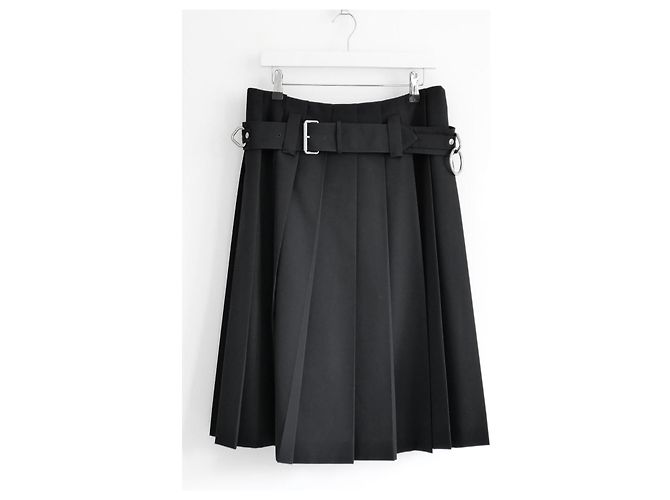 Prada Falda Kilt Plisada Otoño 2024 con Cinturón de Anillo Plateado - Negro - vista 2
