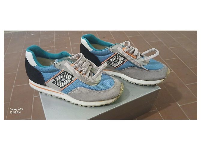Peter Pilotto Sneakers Lotto in camoscio blu e grigio Nero Bianco - vista 3