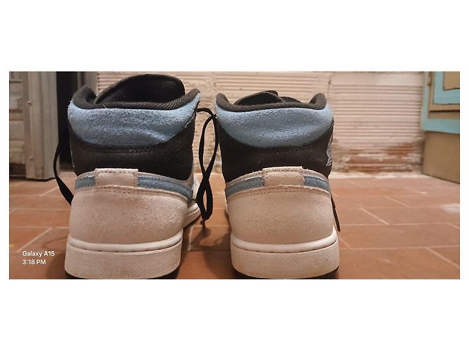 Nike Air Jordan 1 Mid SE Ice Blue Nero Bianco Blu chiaro - vista 2