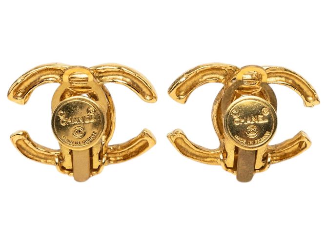 Orecchini a clip testurizzati placcati oro Chanel CC Gold D'oro - vista 2