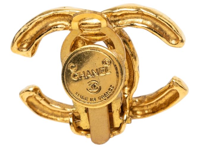 Orecchini a clip testurizzati placcati oro Chanel CC Gold D'oro - vista 3
