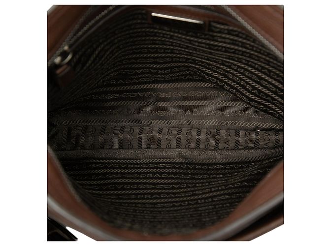 Borsa a tracolla Prada Vitello City con chiusura a zip marrone - vista 4