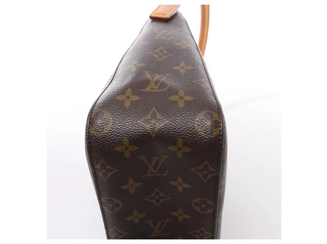 Borsa a tracolla Louis Vuitton Looping MM Monogram Canvas in marrone M51146 Beige - vista 8