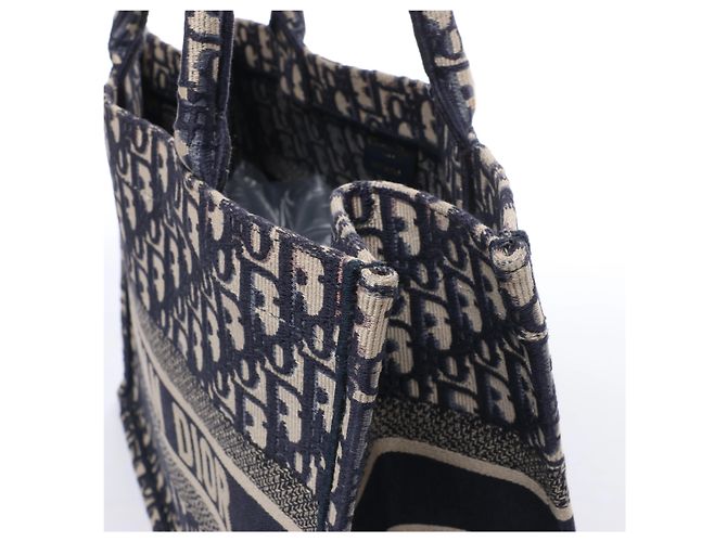 Borsa a tracolla Christian Dior Book Tote Medium Oblique Canvas in blu navy - vista 4