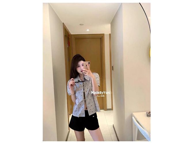 Top Chanel de Tweed con Botones de Cristal Multicolor - vista 9