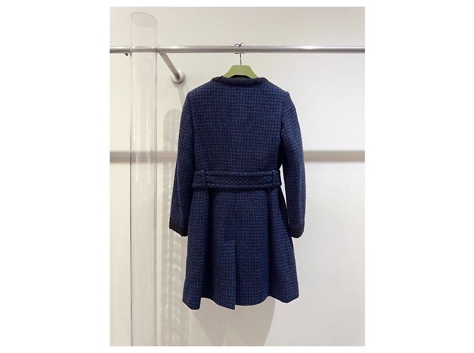 Chanel Wool Coat with Enamel Logo Button Multiple colors - view 4