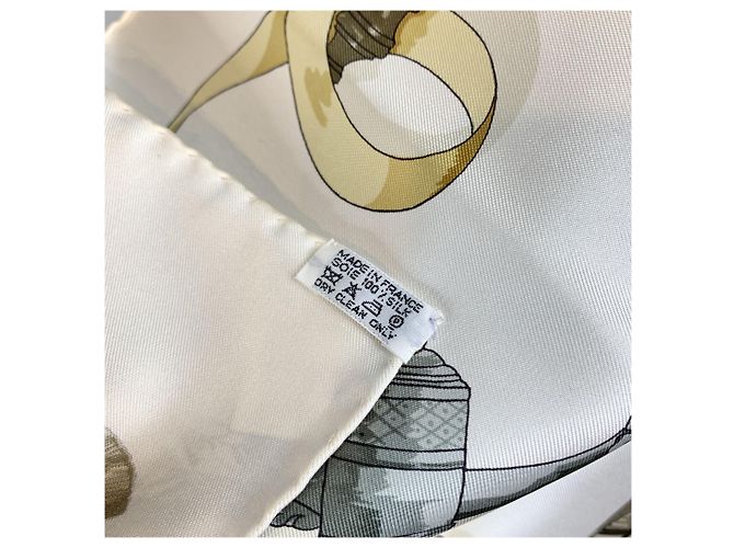 Hermès Hermes Paris Vintage Seidentuch weiß Ferronnerie 1970 Cathy Latham - Ansicht 4