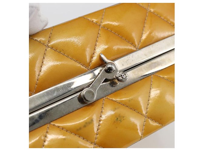 CHANEL Matelasse Vanity Box Patent leather Yellow Silver CC - vista 10