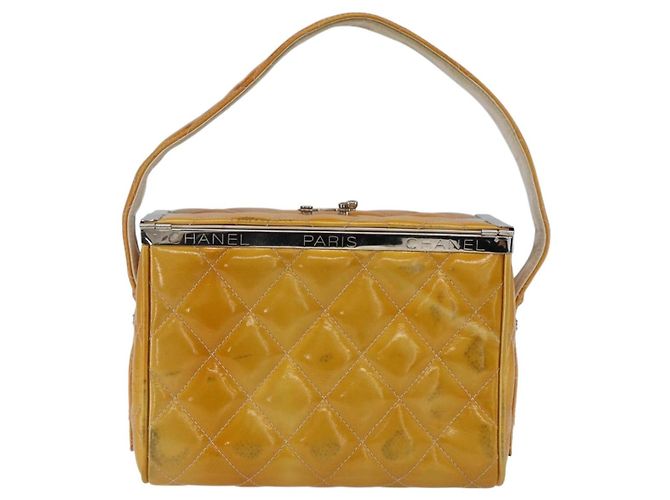 CHANEL Matelasse Vanity Box Patent leather Yellow Silver CC - vista 2