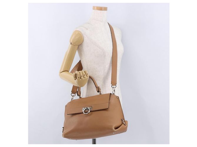 Salvatore Ferragamo Sofia Gancini Hand Bag Leather 2way Beige Silver - vista 28