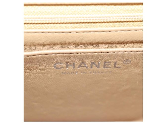CHANEL Mini Matelasse 17 Chain Shoulder Bag Caviar Skin Beige CC - vista 21