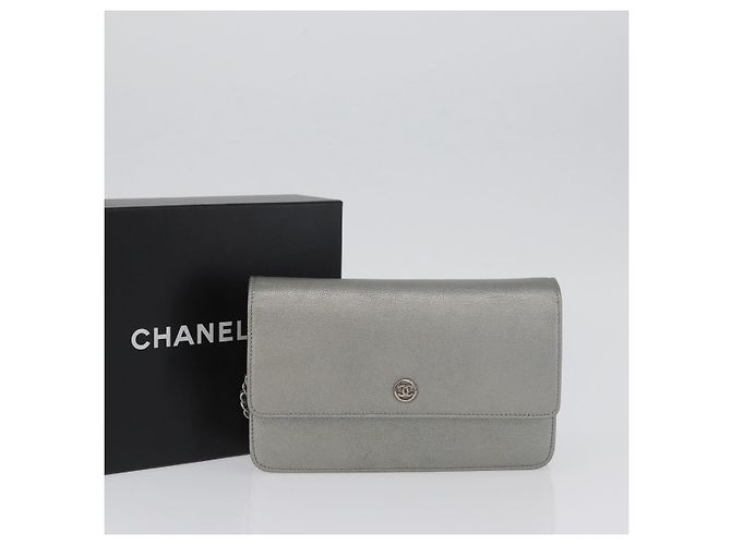 CHANEL Chain Wallet Shoulder Bag Leather Silver CC - vista 12