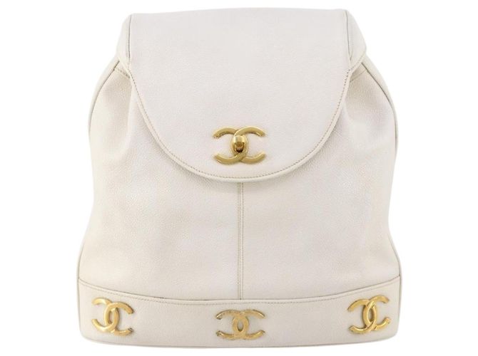 CHANEL Triple Coco Backpack Caviar Skin White Gold CC - vista 13