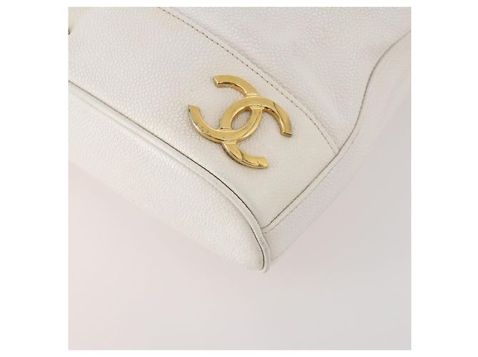 CHANEL Triple Coco Backpack Caviar Skin White Gold CC - vista 14