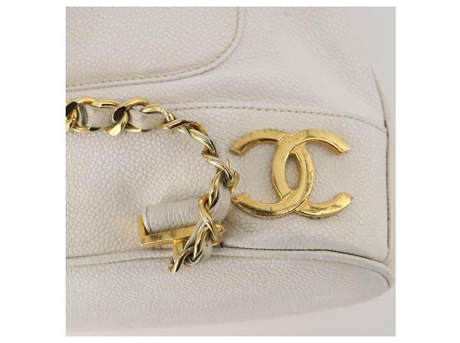 CHANEL Triple Coco Backpack Caviar Skin White Gold CC - vista 9