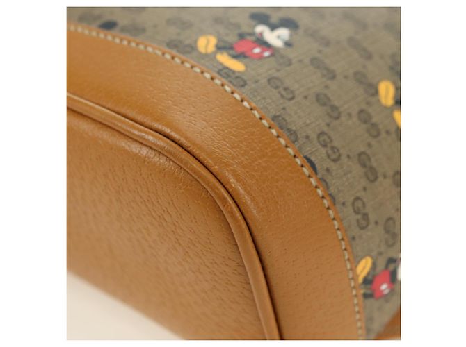 GUCCI Micro GG Supreme Disney Backpack PVC Beige Gold 552884 - vista 16