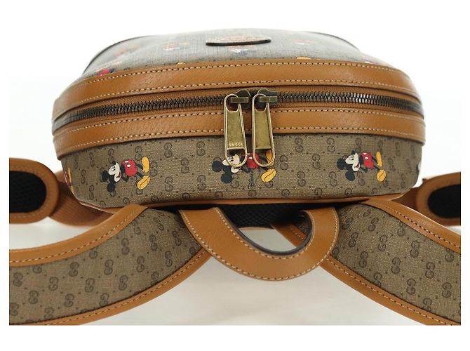 GUCCI Micro GG Supreme Disney Backpack PVC Beige Gold 552884 - vista 6