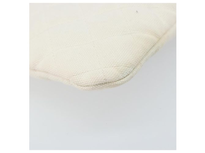 CHANEL Matelasse Clutch Bag Canvas White Silver CC - vista 14