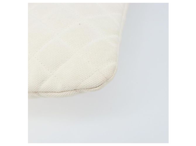 CHANEL Matelasse Clutch Bag Canvas White Silver CC - vista 16