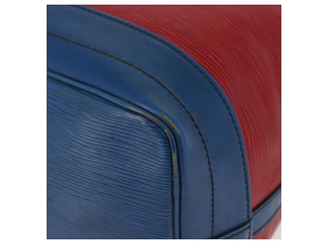 LOUIS VUITTON Epi Noe Shoulder Bag Bicolor Red Blue M44084 LV - vista 16
