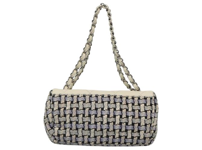 CHANEL Bolso de hombro con cadena de tweed azul CC - vista 2