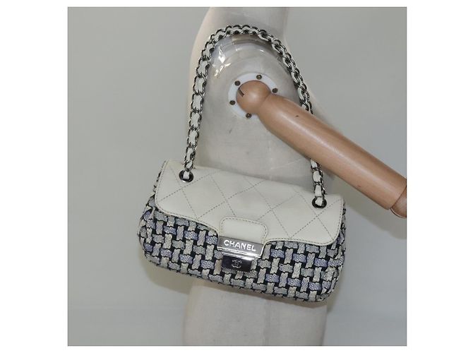 CHANEL Bolso de hombro con cadena de tweed azul CC - vista 23