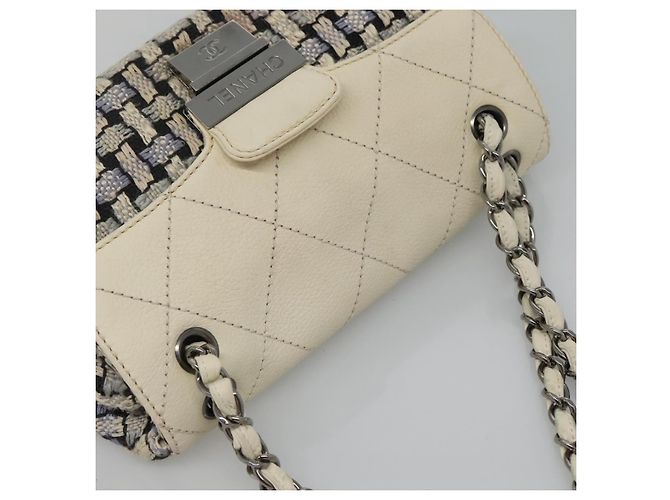 CHANEL Bolso de hombro con cadena de tweed azul CC - vista 6