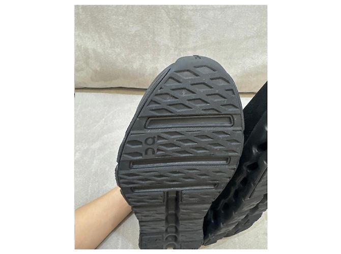 Loewe Schwarze Mesh-Sneaker mit Logo - Ansicht 10
