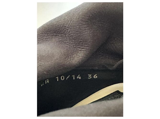 Stivali Dior in pelle nera con risvolto Nero - vista 10