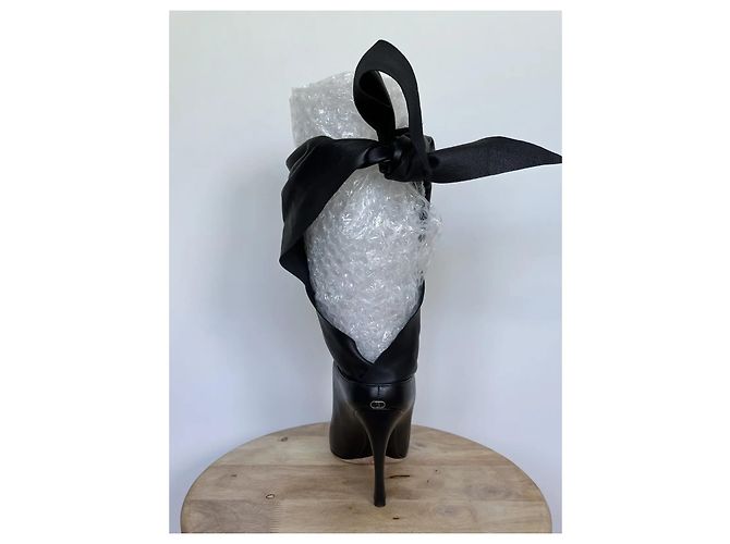 Stivali Dior in pelle nera con risvolto Nero - vista 3