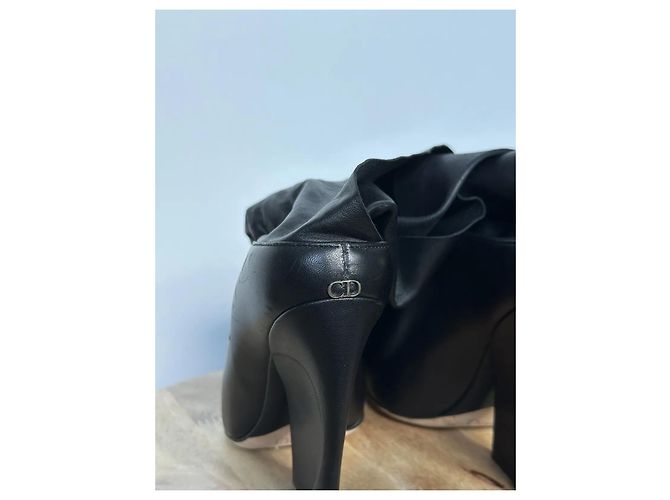 Stivali Dior in pelle nera con risvolto Nero - vista 7