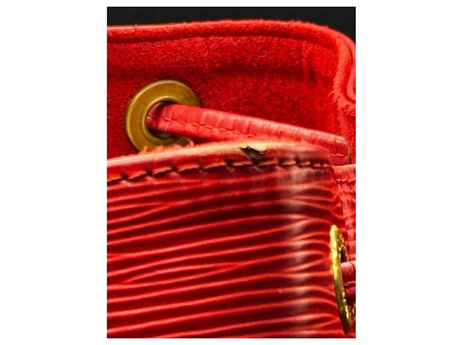Noe Borsa a secchiello Louis Vuitton Noé in pelle Epi rossa Rosso - vista 17