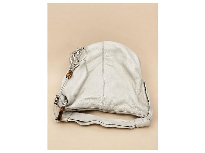 Gucci Bolso de mano de cuero blanco con flecos y detalles de bambú - vista 9