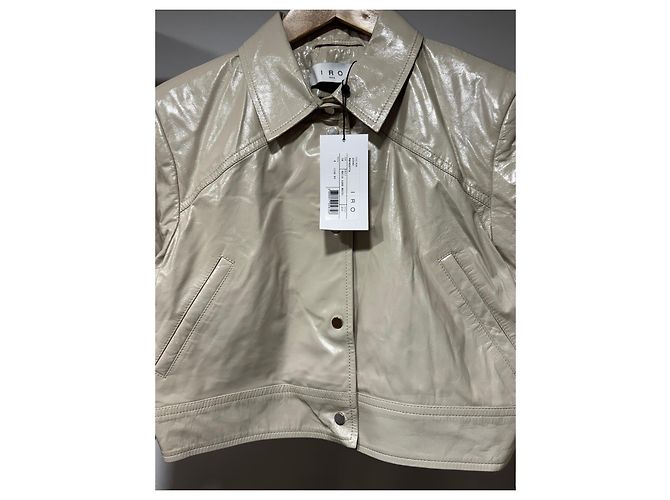 Iro Devta kurze Lammlederjacke in Beige - Ansicht 2