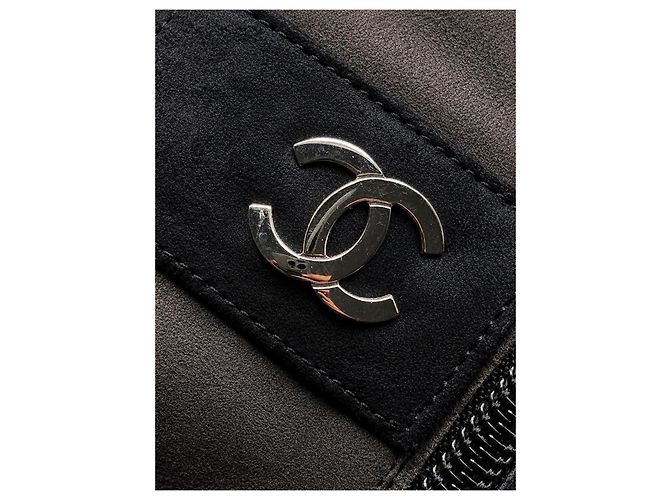 Botas altas Chanel de ante y cuero Negro Beige - vista 3