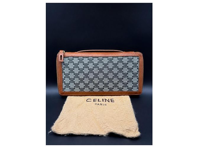Céline Celine Triomphe zipped wallet in coated canvas and leather Brown Monogram - view 2