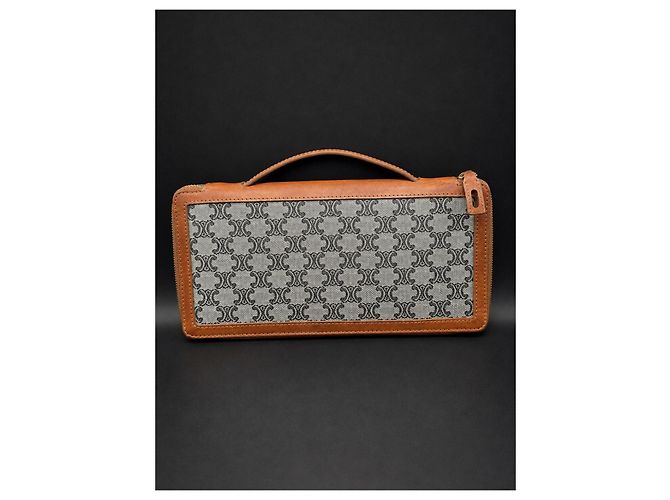 Céline Celine Triomphe zipped wallet in coated canvas and leather Brown Monogram - view 5