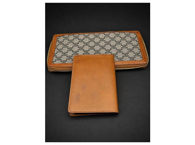 Céline Celine Triomphe zipped wallet in coated canvas and leather Brown Monogram - view 9