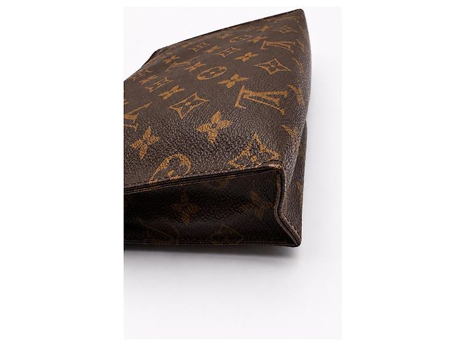 Louis Vuitton Pochette Toiletry Bag Monogram Canvas Marrone - vista 8