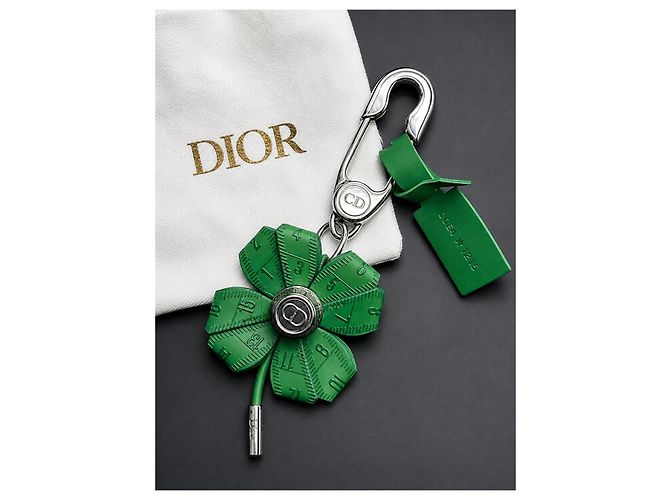 Charm Dior Trifoglio in Pelle Verde - vista 4