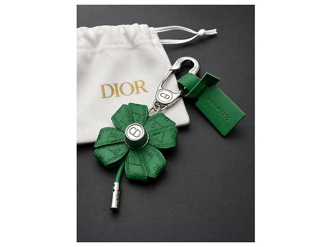 Charm Dior Trifoglio in Pelle Verde - vista 5